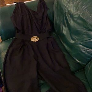 Breezy black plus-size jumpsuit !